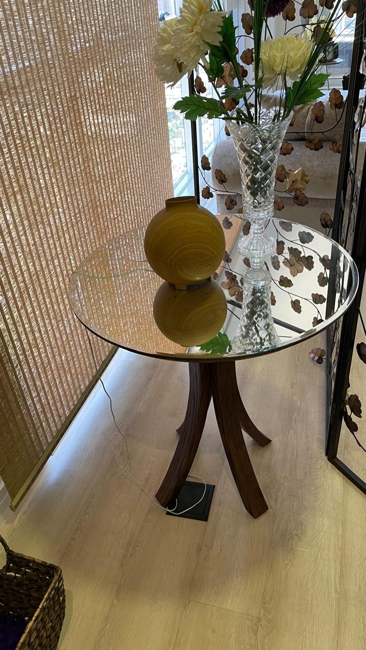 Mesa redonda tampo de espelho madeira maciça